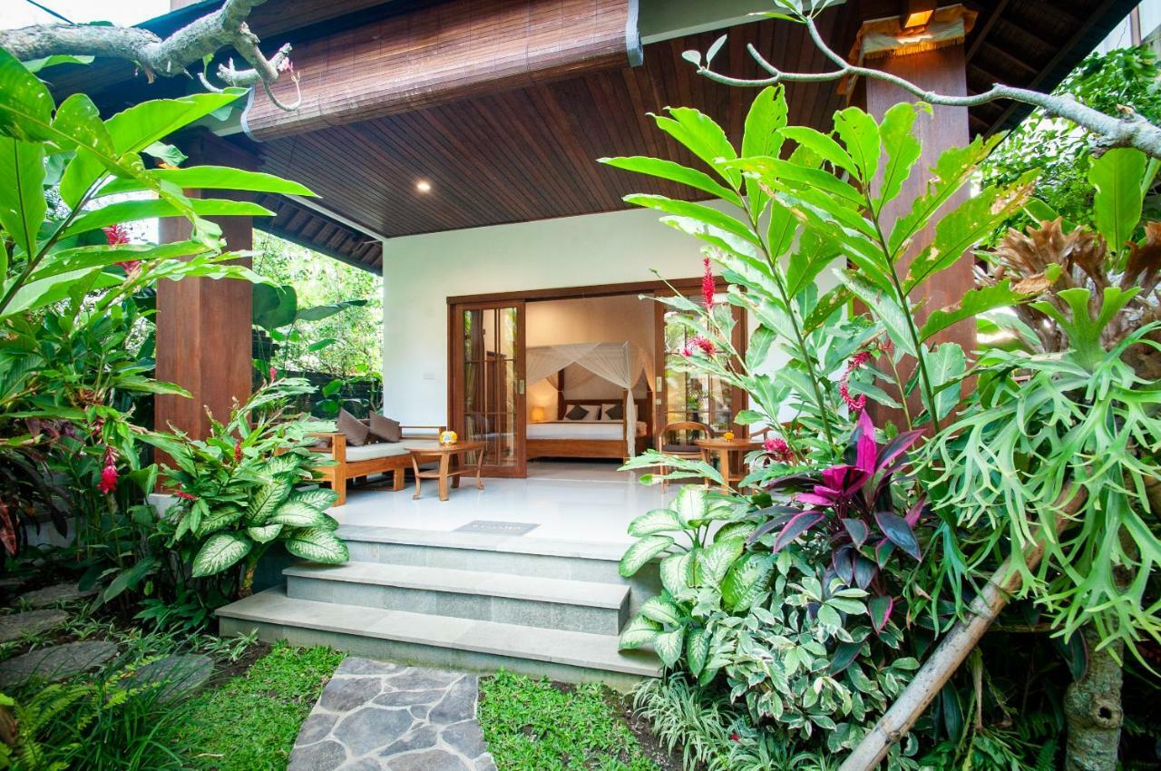 Flamboyant Villa Ubud Exterior foto